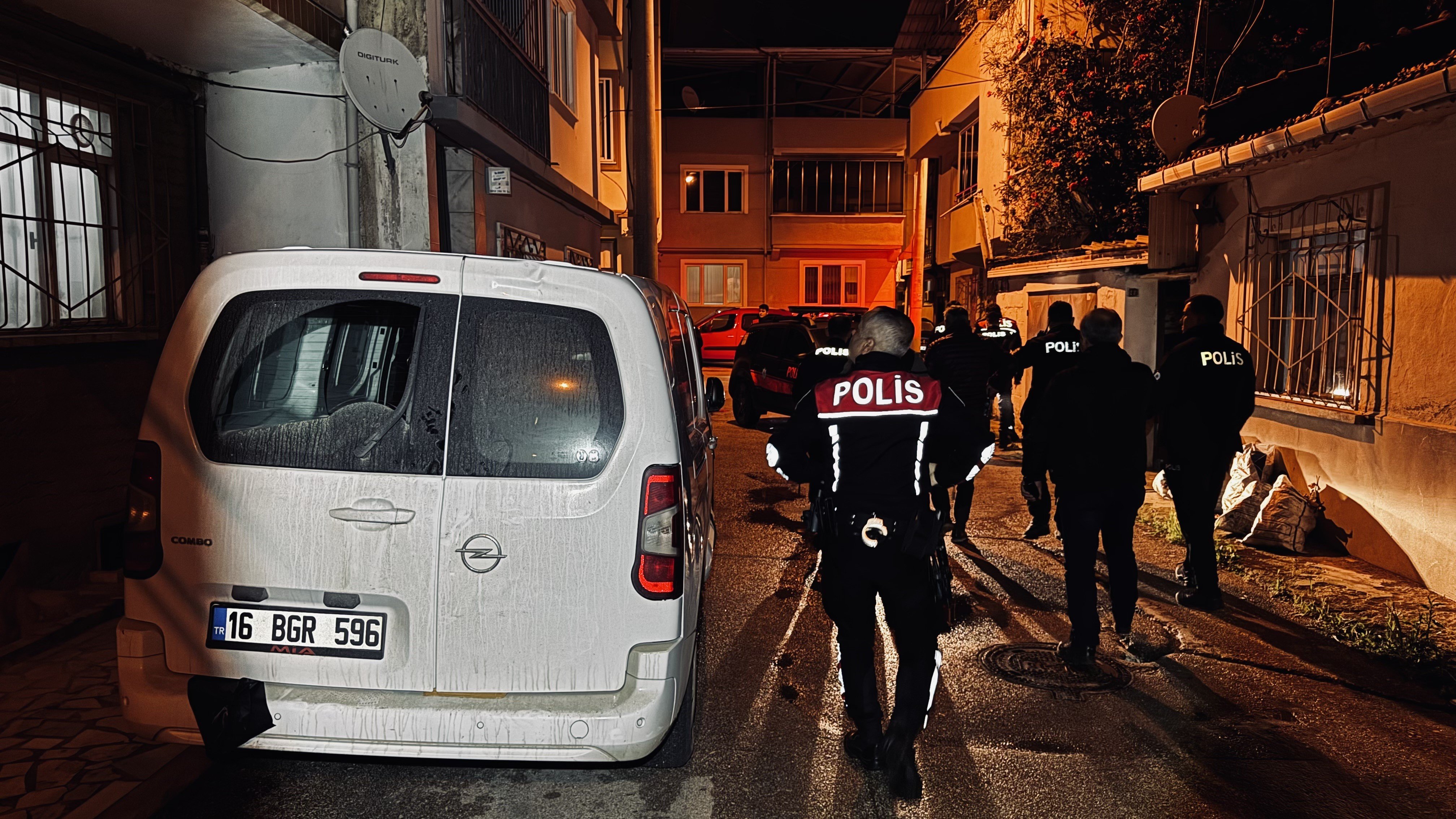 Filmleri aratmayan hırsız-polis kovalamacası