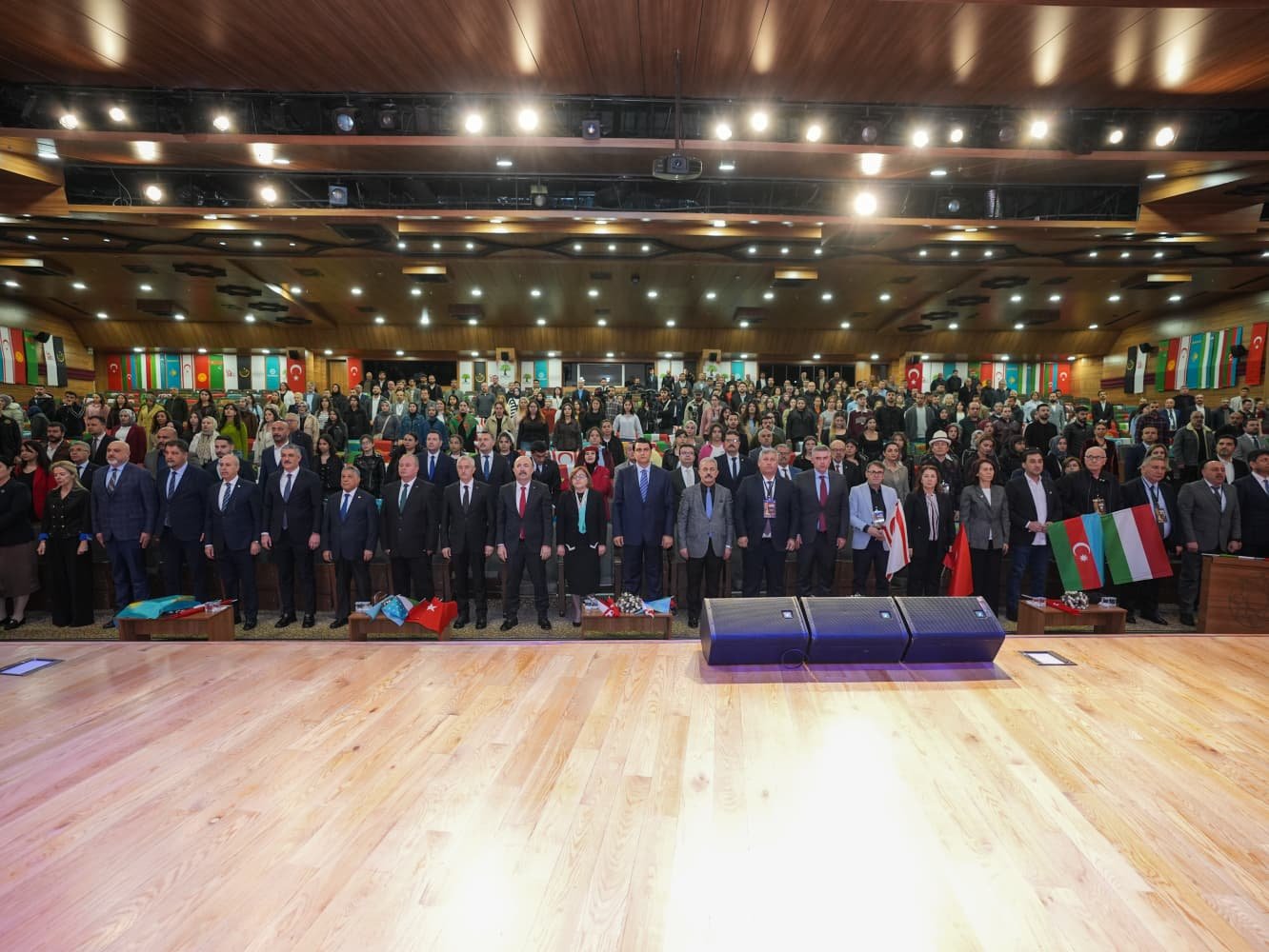 TÜRK DÜNYASI ŞEHİTKAMİL’DE BULUŞTU