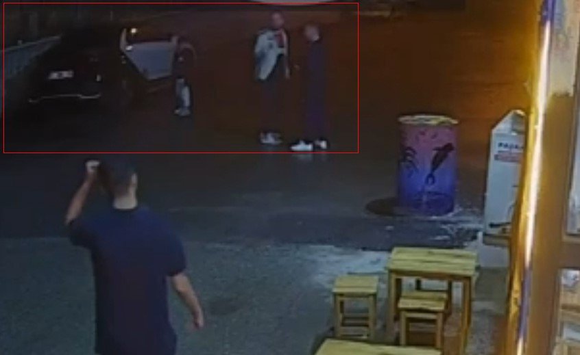 5 döner yiyip hesap ödemeden gittiler