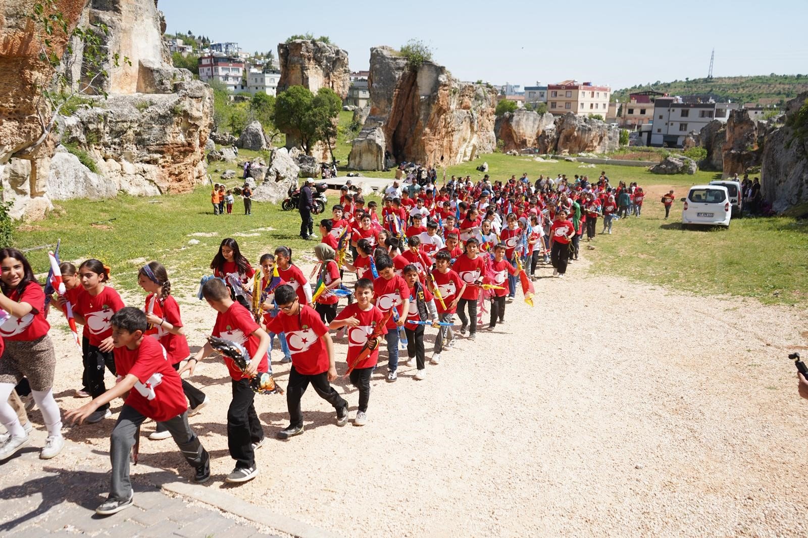 Şehitkamil’de 19 Mayıs coşkusu gökyüzüne taşındı