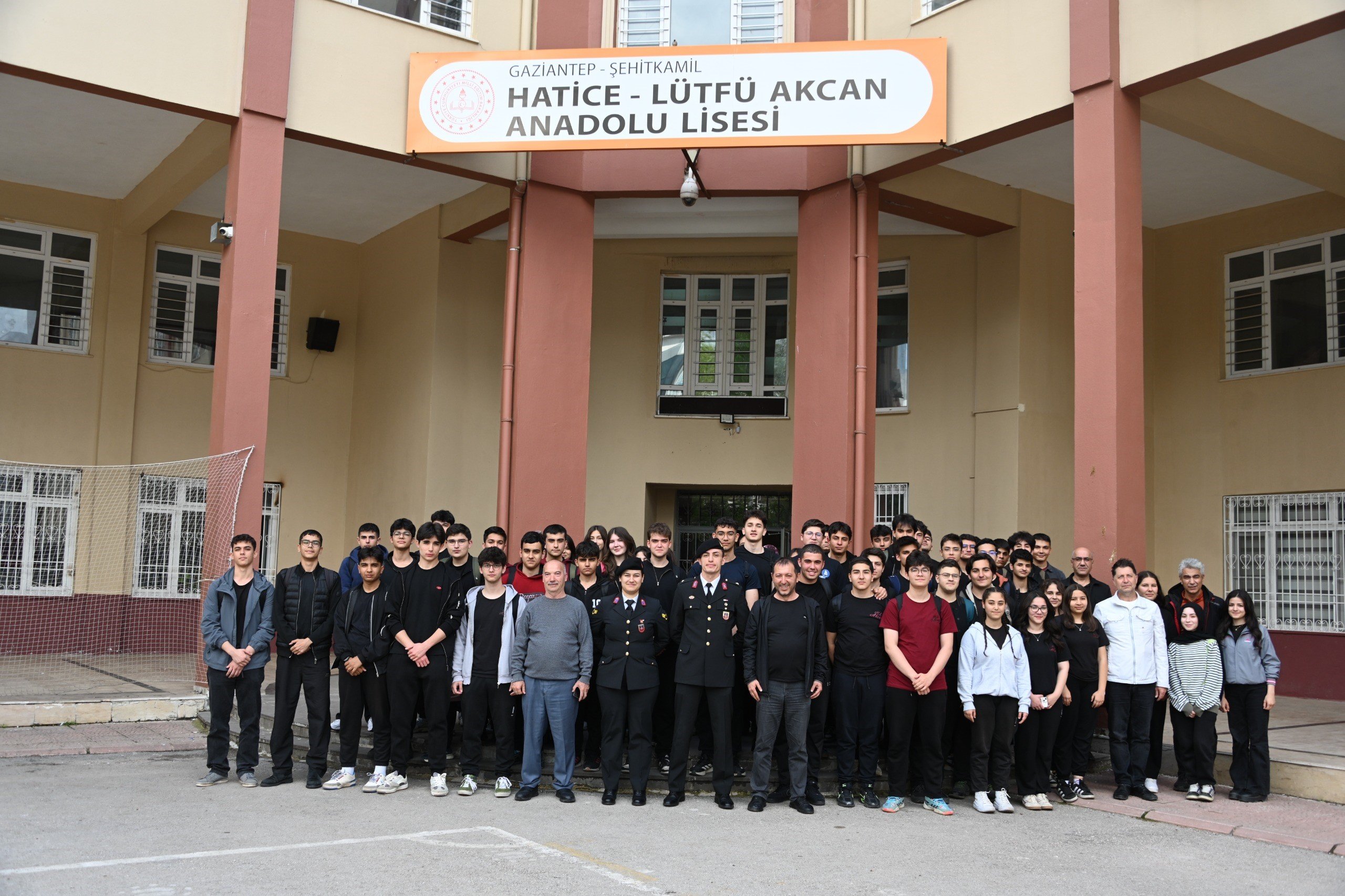 Gaziantep’te Liselilere Jandarma Mesleği Tanıtıldı