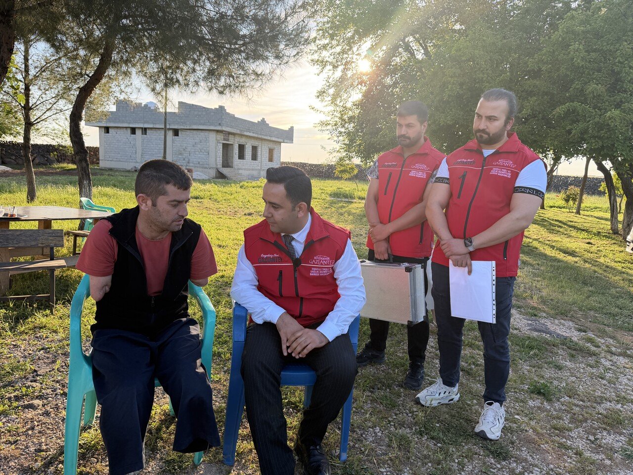4 uzvunu kaybeden baba protezle yeniden hayata tutunacak