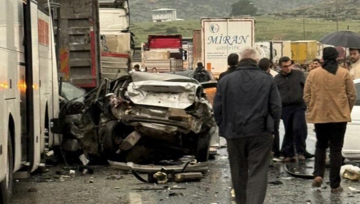 TAG Otoyolu’nda Zincirleme Trafik Kazası