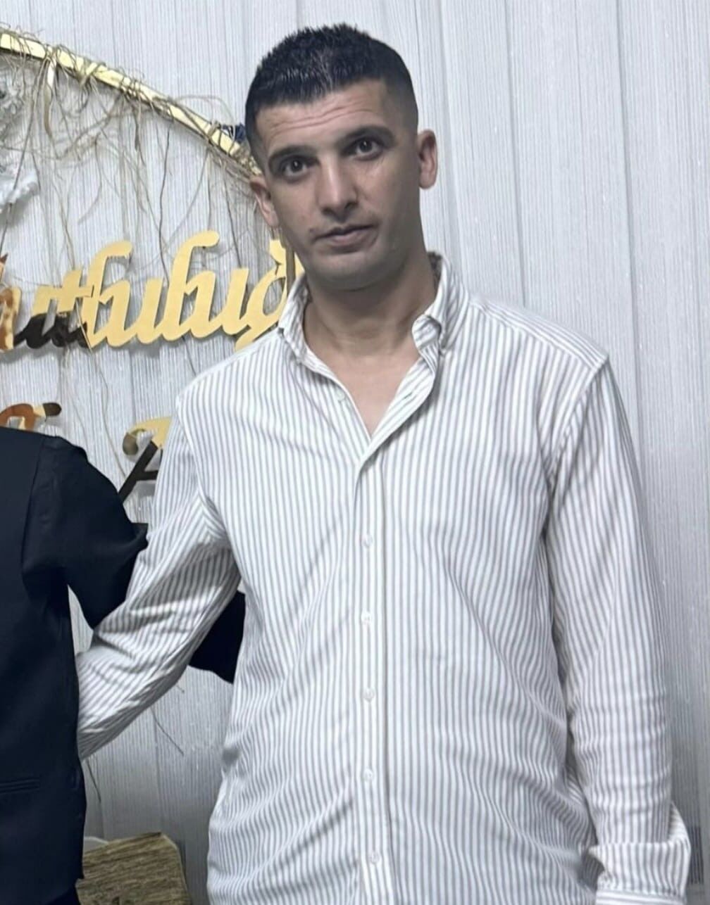 A W778983 04
