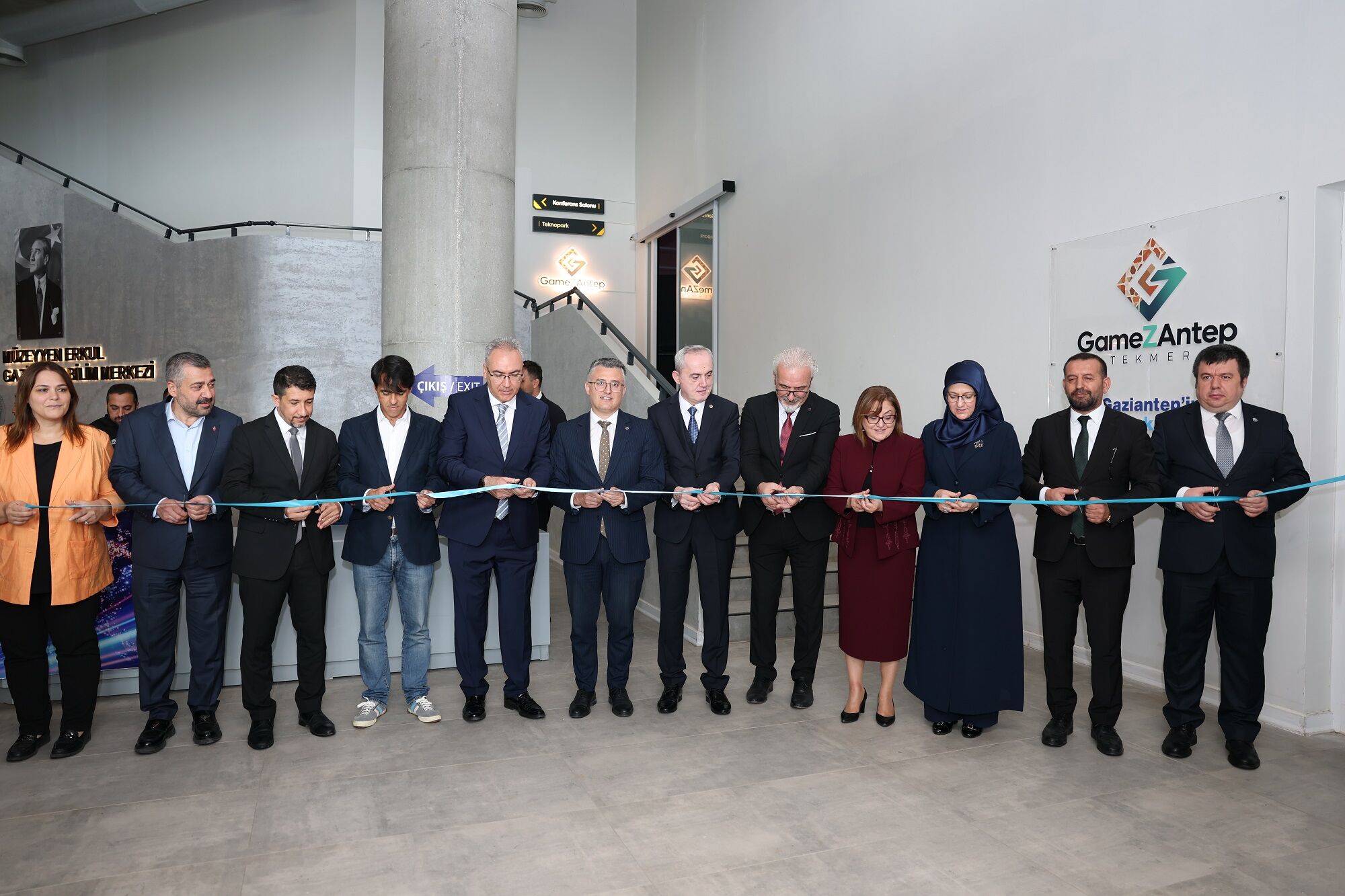 Gazi̇antep Büyükşehi̇r Ev Sahi̇pli̇ği̇nde Unique Summit Gazi̇antep Global Startupcities Zi̇rvesi̇ Başladi (9)
